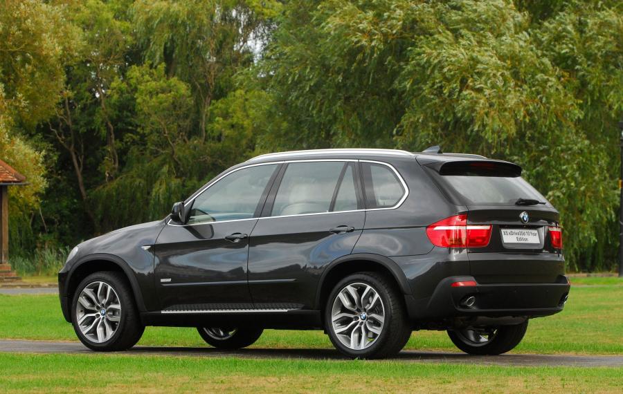  BMW X5 xDrive 3.5d 10 Year Edition 2009 года  (фото 2 из 18)